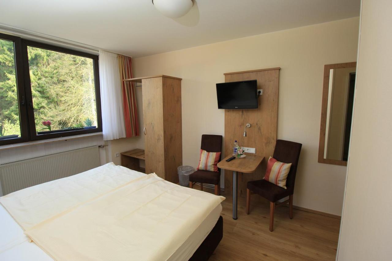 Waldhotel Albachmuehle Mit Albacher Stuben Wasserliesch Exterior photo
